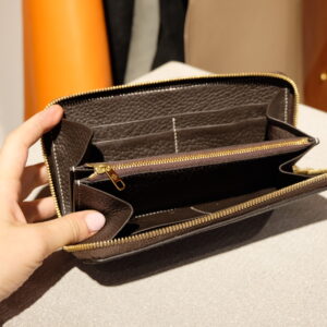 Long zip wallet handgenäht